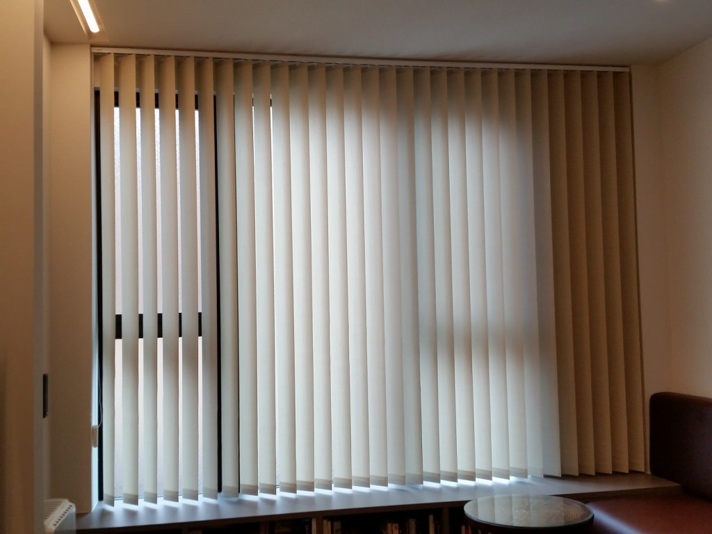 vertical blind kantor vertical blind kantor